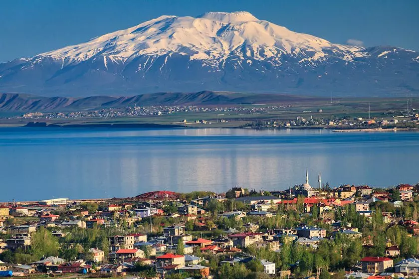 هتل های وان