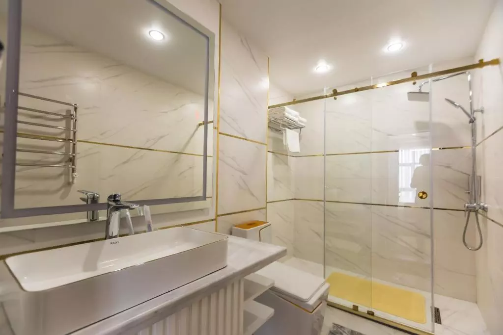 سرویس اتاق هتل فردوسی