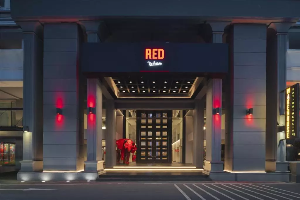 رادیسون رد هتل پوکت