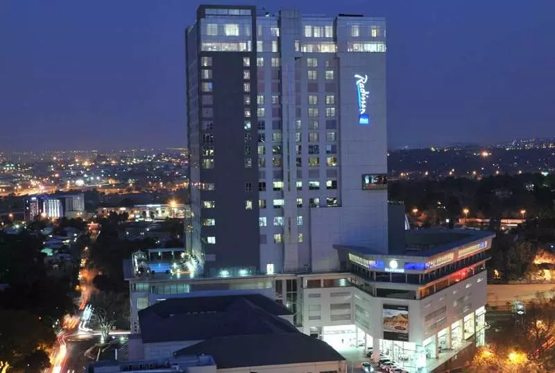 رادیسون بلو سندتاون